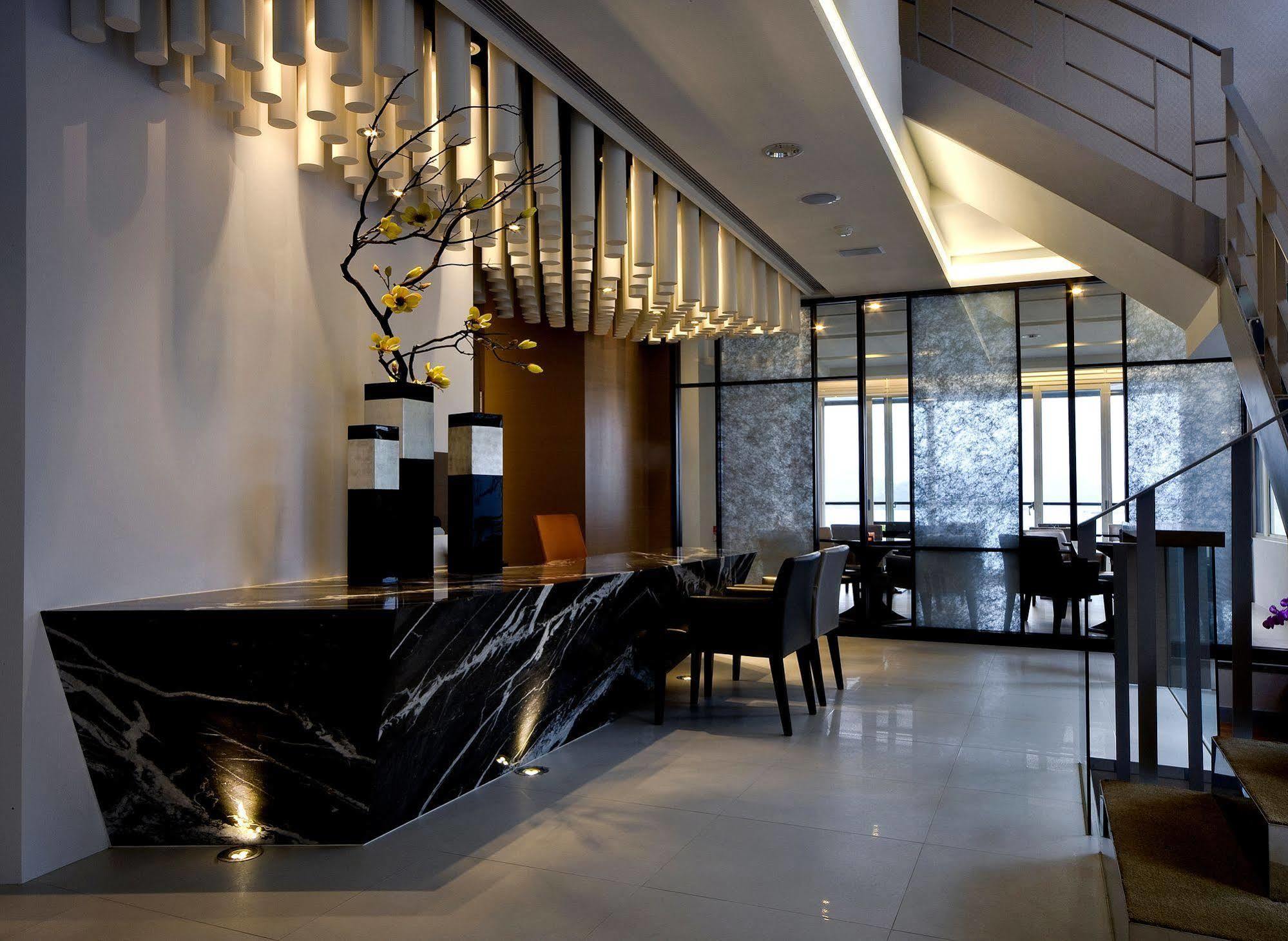 Spa Home Sun Moon Lake Luxury Lakeside Hotel Jücsi Kültér fotó