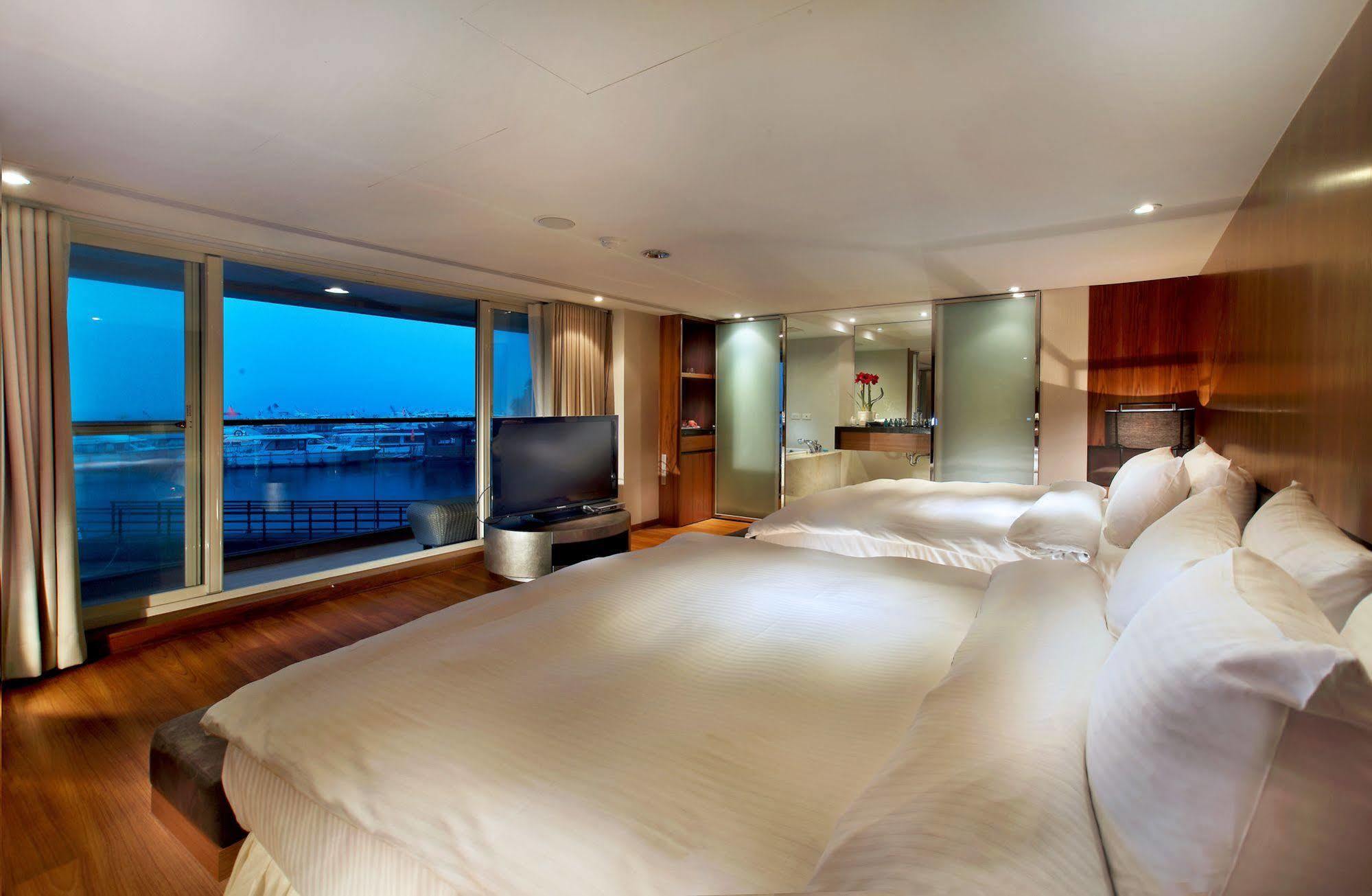 Spa Home Sun Moon Lake Luxury Lakeside Hotel Jücsi Kültér fotó